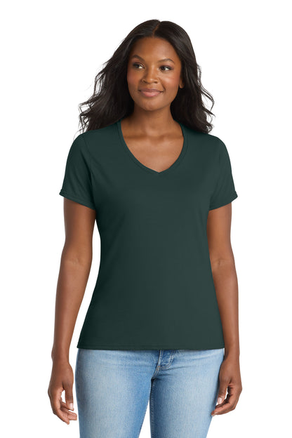 Camiseta de cuello en V para mujer Performance Blend de Port & Company (LPC381V)