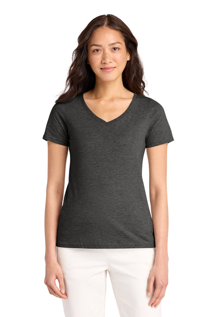 Camiseta de cuello en V para mujer Daily de Volunteer Knitwear™ (LVL45V)